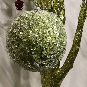 RAZ green icy glitter ball